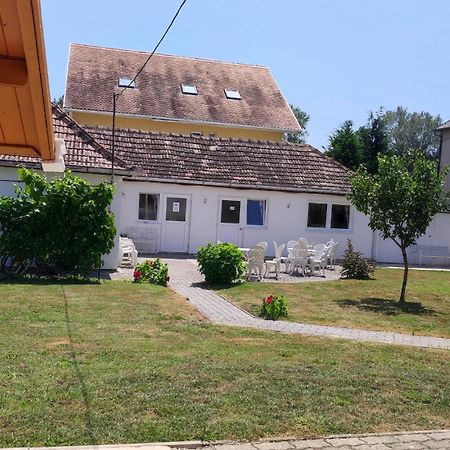 Villa Vanilia Keszthely Exterior foto