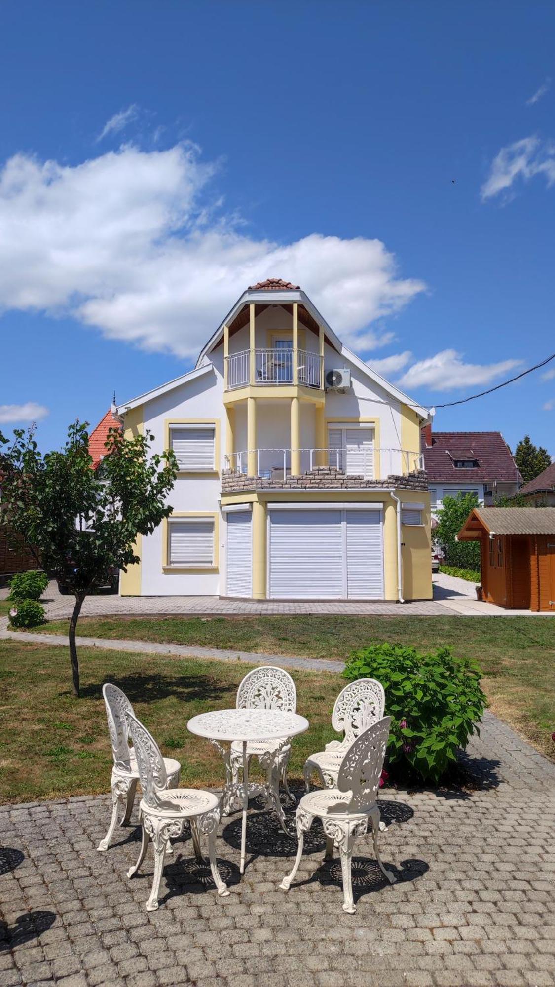 Villa Vanilia Keszthely Exterior foto
