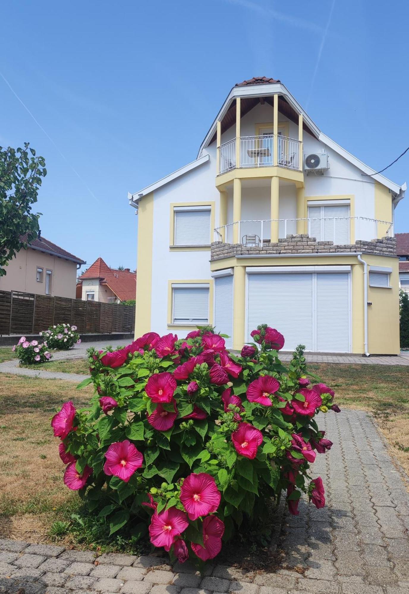 Villa Vanilia Keszthely Exterior foto